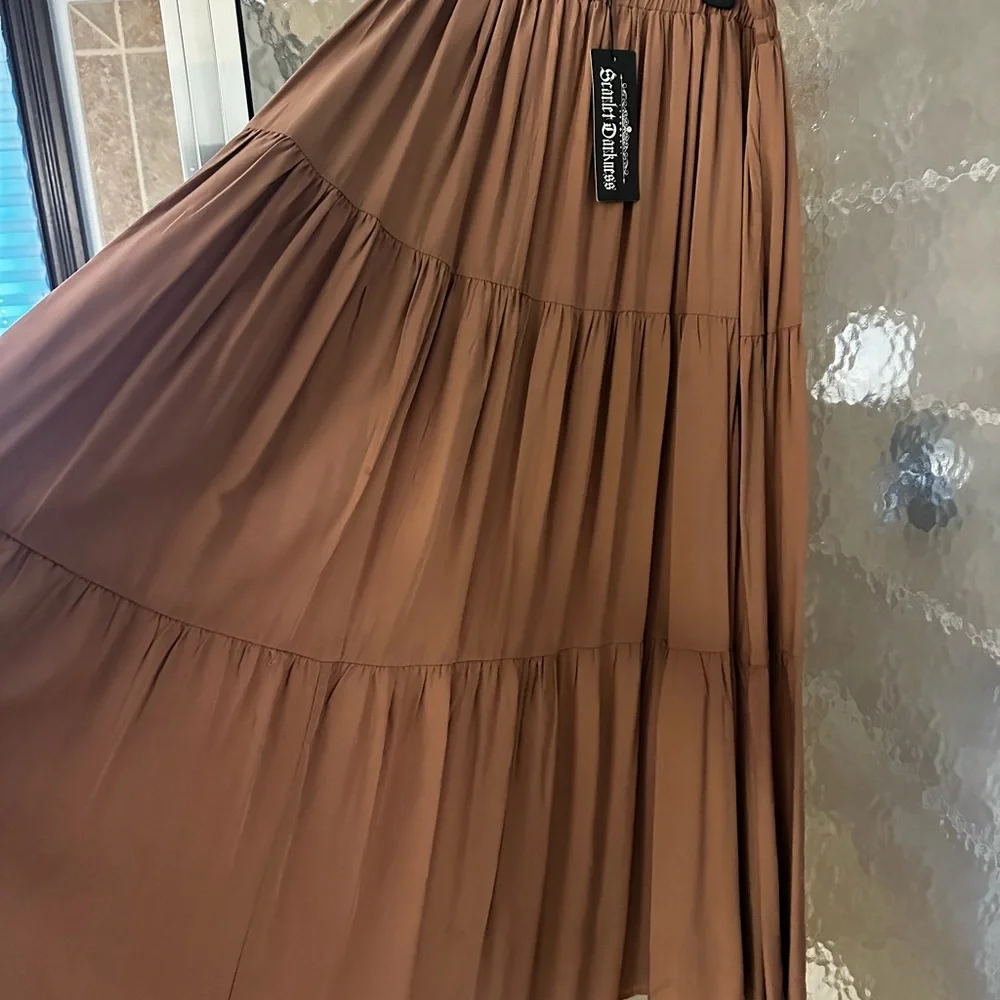 Scarlet Darkness NWT Women's TAN Maxi Skirt - Picture 2 of 7